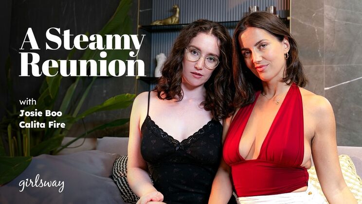 Natural Tit Brunettes Kissing and Face Sitting