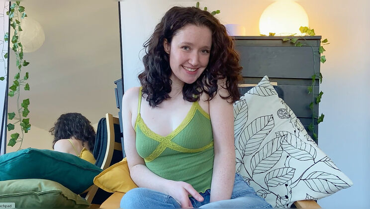 Anal Virgin Sarah Takes It From Josie B