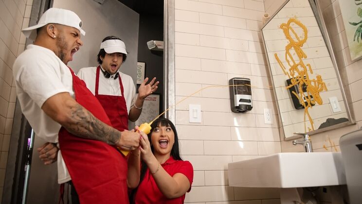 Mike Ox Fucks Busty Latina Aleksa Mink Doggystyle in Pizza Shop