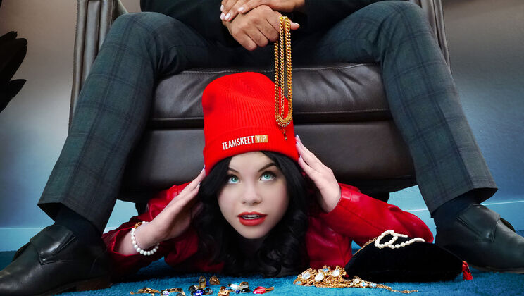 Jaxson Briggs Fucks Freckled Lola - Big BBC vs Small Pussy, Cum in Mouth