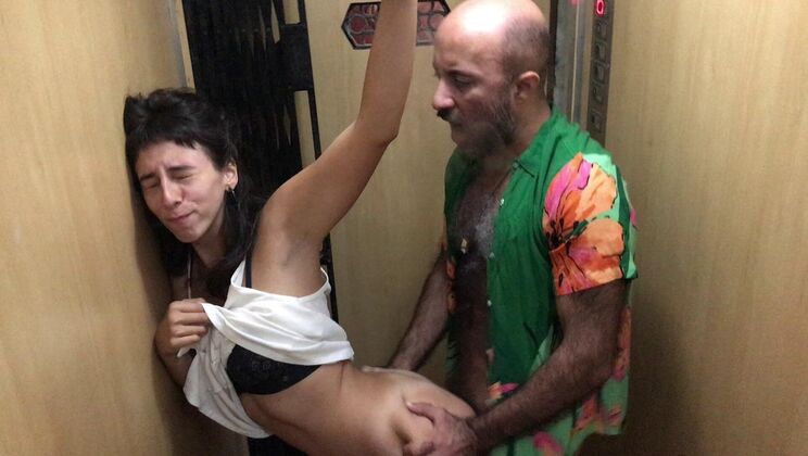 Going Up: Edu & Fe Deepthroat and Spit