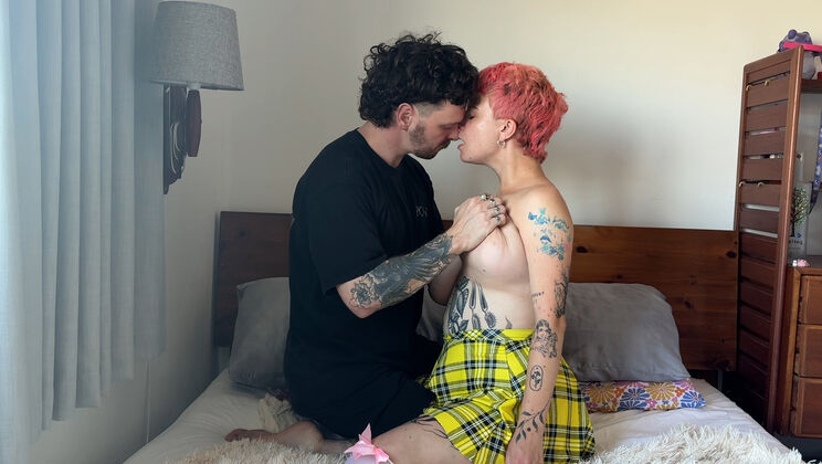 Bisexual Babes Jesse & Lola Kiss and Masturbate